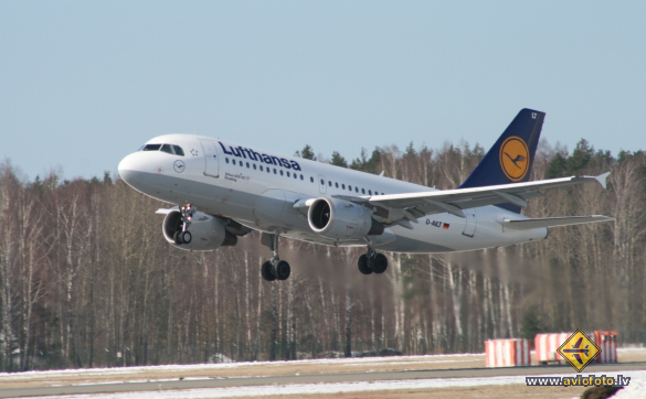 Airbus A319-114